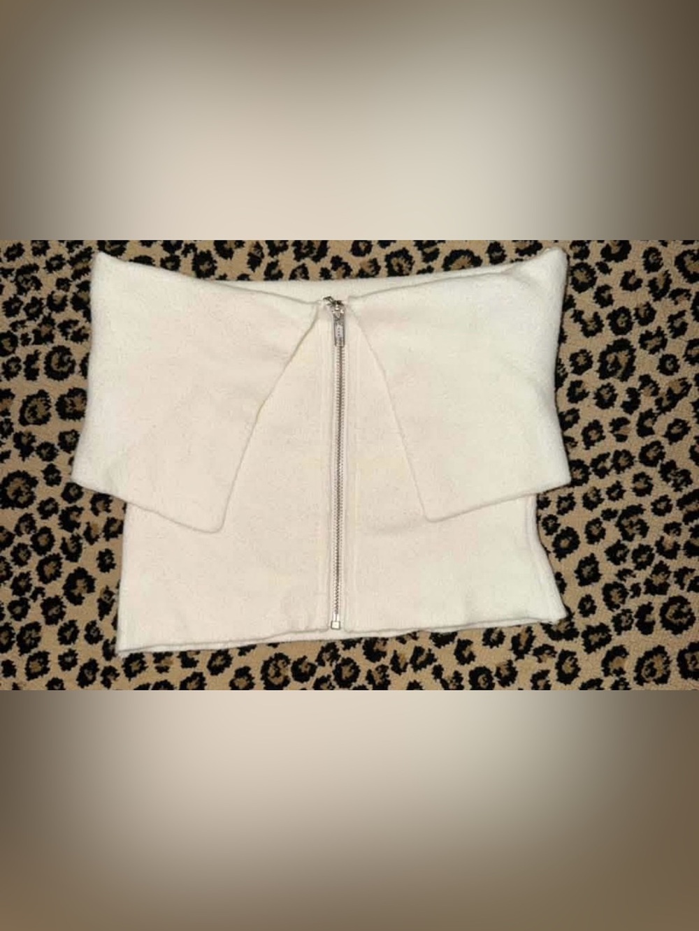 White Women's Zip-Front Sweater Materiel tube top